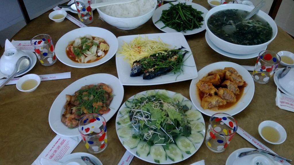 קוי נון Hoang Yen Canary Hotel מראה חיצוני תמונה