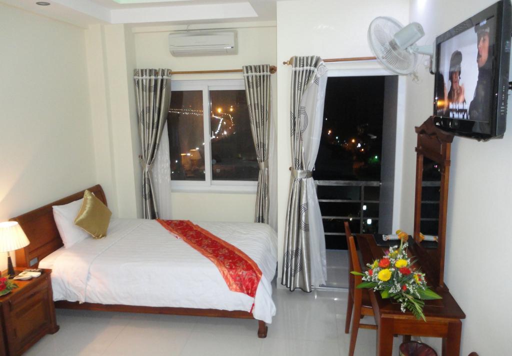 קוי נון Hoang Yen Canary Hotel מראה חיצוני תמונה